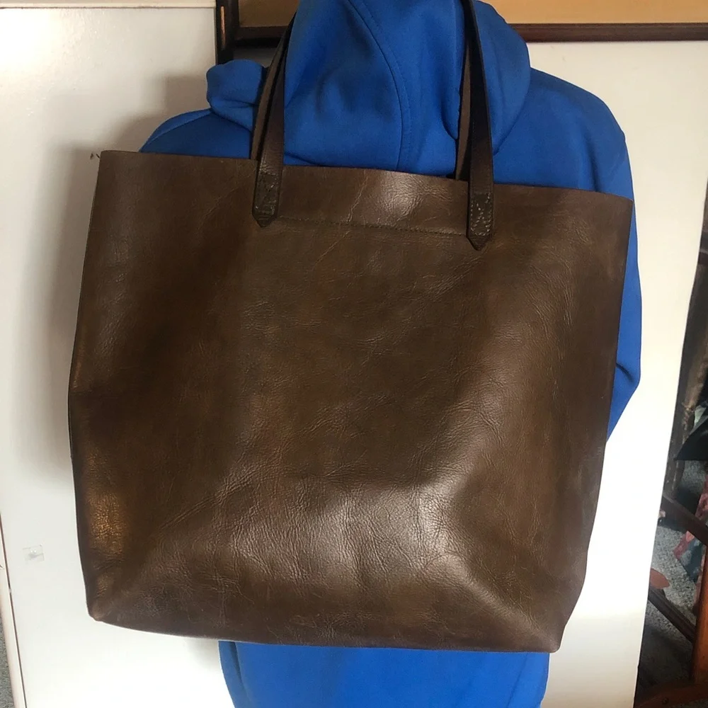 Madewell chocolate brown leather tote, big 18” x 18” x 6” never used # F2359